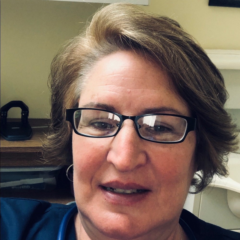 Meet your Posher, Denise